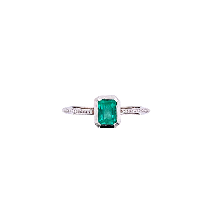 Colombian Emerald Ring in sterling silver/ 0.67cts