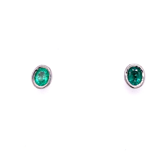 Colombian Emerald Earrings in sterling silver /0.60cts
