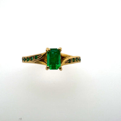 Emerald Ring