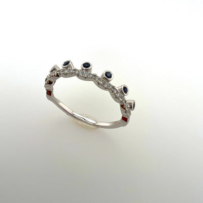 Sapphire and Diamonds Ring