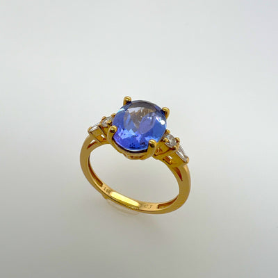 Tanzanite and Diamonds Ring